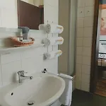 Dorfschaenke & Apartmenthaus ديغندورف