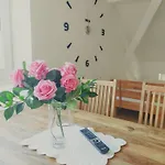 Dorfschaenke & Apartmenthaus بيت ضيافة ديغندورف