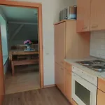 Dorfschaenke & Apartmenthaus بيت ضيافة ديغندورف