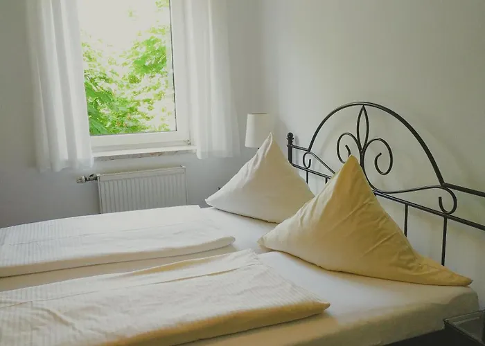 Dorfschaenke & Apartmenthaus Gæstehus Deggendorf