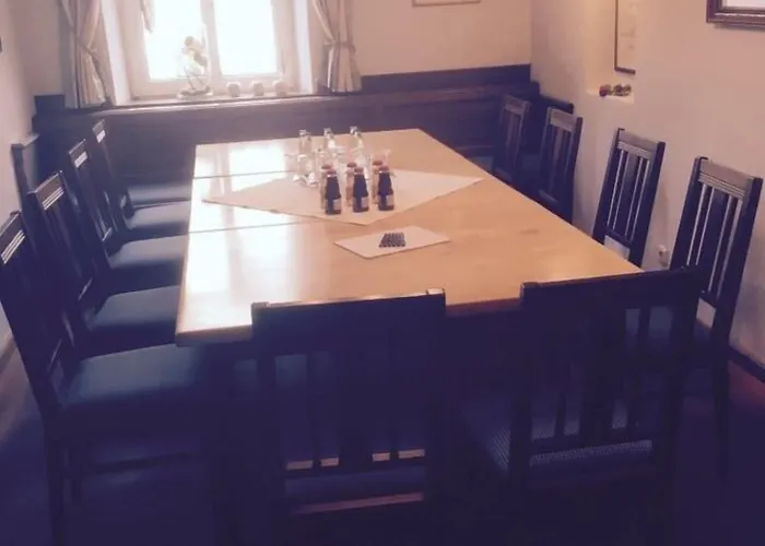 Dorfschaenke & Apartmenthaus Gæstehus 3*