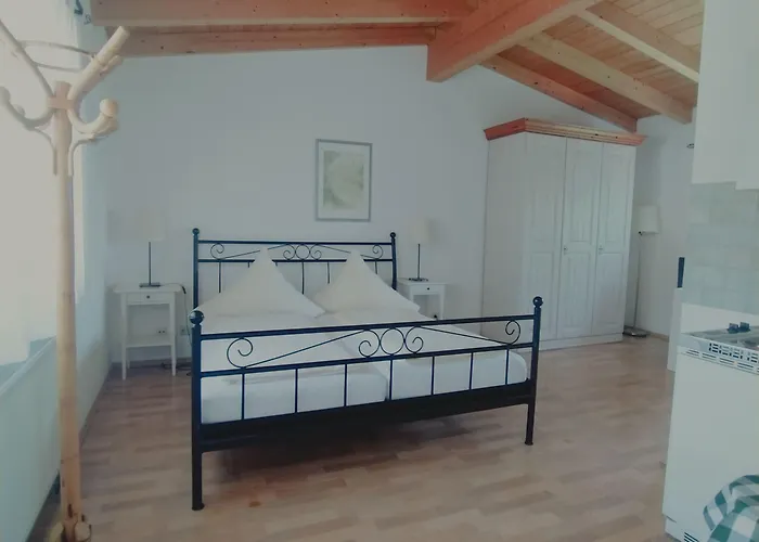 Dorfschaenke & Apartmenthaus 3*