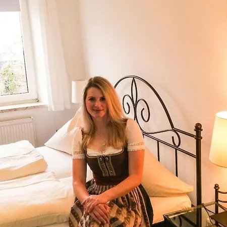 Dorfschaenke & Apartmenthaus 3*