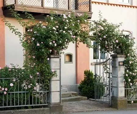 Dorfschaenke Deggendorf Ferienwohnungen & Hotelzimmer & Biergarten, E-Bike-Verleih Kostenlos Guest house Deggendorf