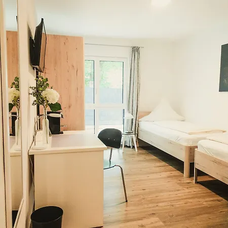 게스트하우스 Dorfschaenke & Apartmenthaus 3*