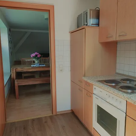Dorfschaenke & Apartmenthaus Penzion Deggendorf