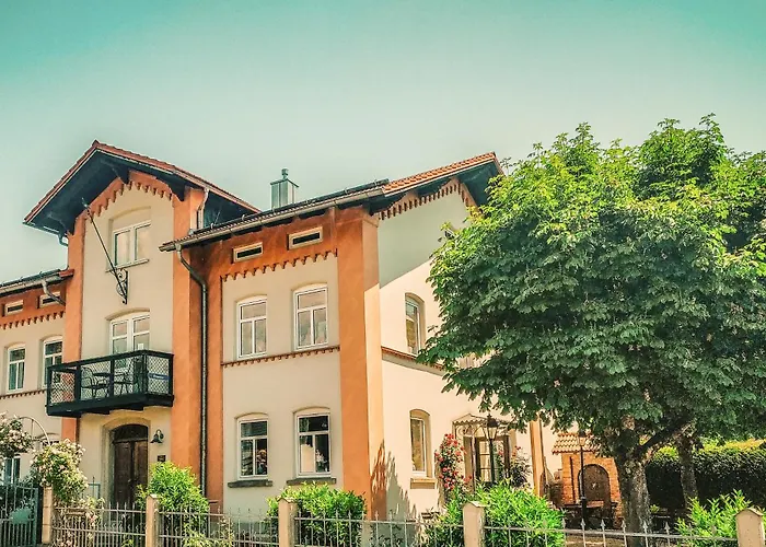 Dorfschaenke & Apartmenthaus 게스트하우스