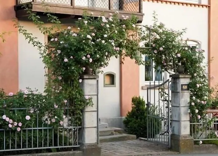 Dorfschaenke & Apartmenthaus 3*
